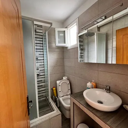 Mone Apartment *