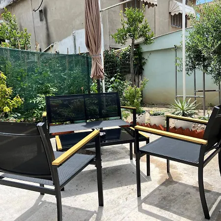 Apartment Mone *