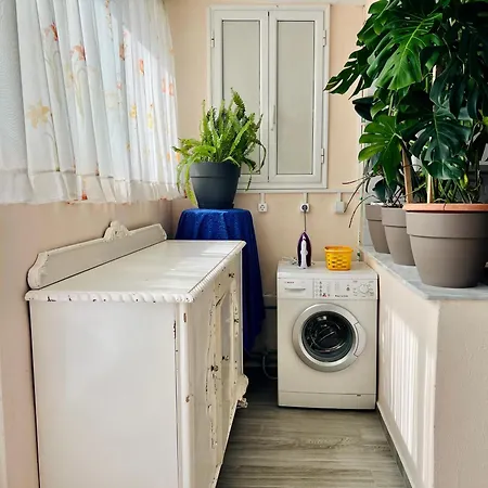 Apartment Mone
